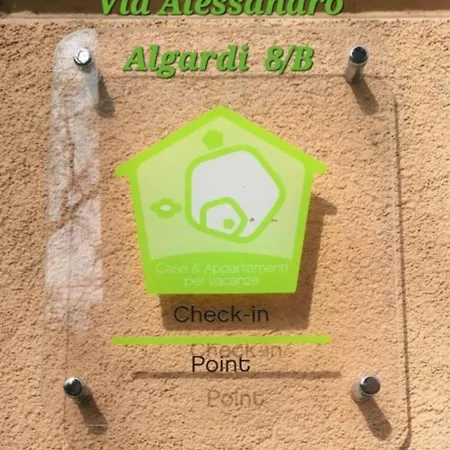 Via Battistelli * بولونيا